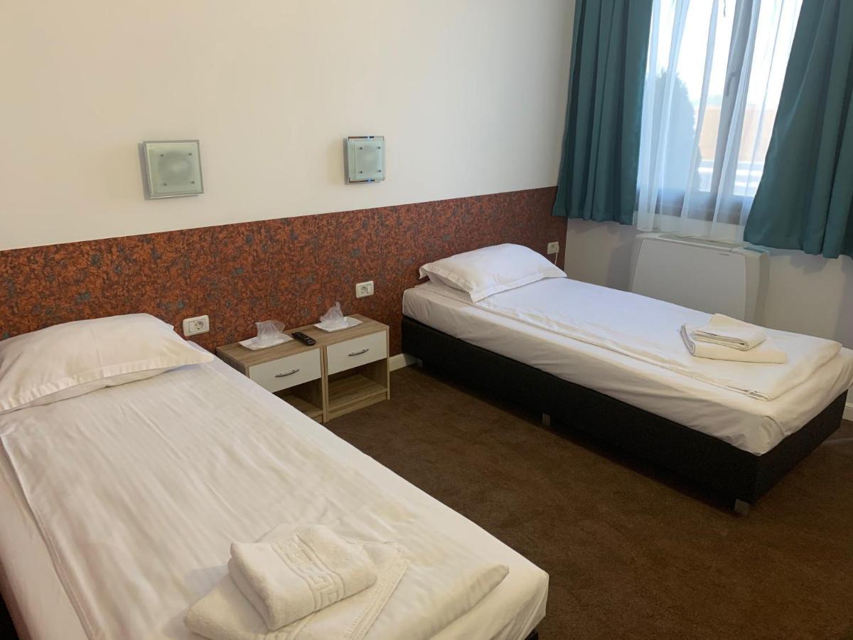 Motel Ruta 33 Арад Экстерьер фото